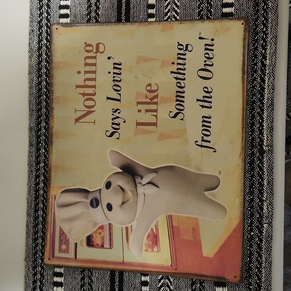 Vintage Pillsbury Tin